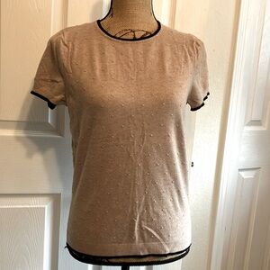 Elle Swiss Dot Knit beige light brown black crew neck short sleeved Top M